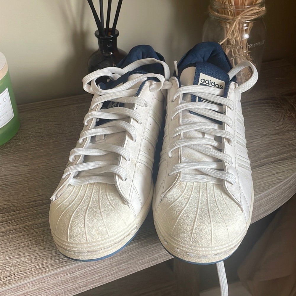 Adidas Parley Boy youth size 6 in GUC